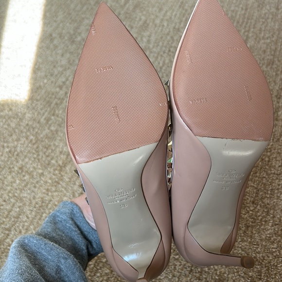 Valentino Rock Stud Pumps - Picture 4 of 12